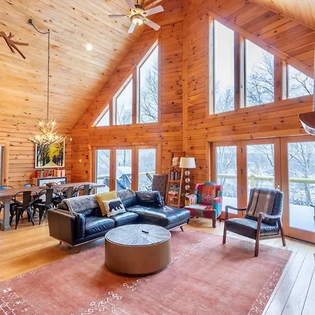 Bella Vista! Amazing Lake Views, Hot Tub, Peleton!-2